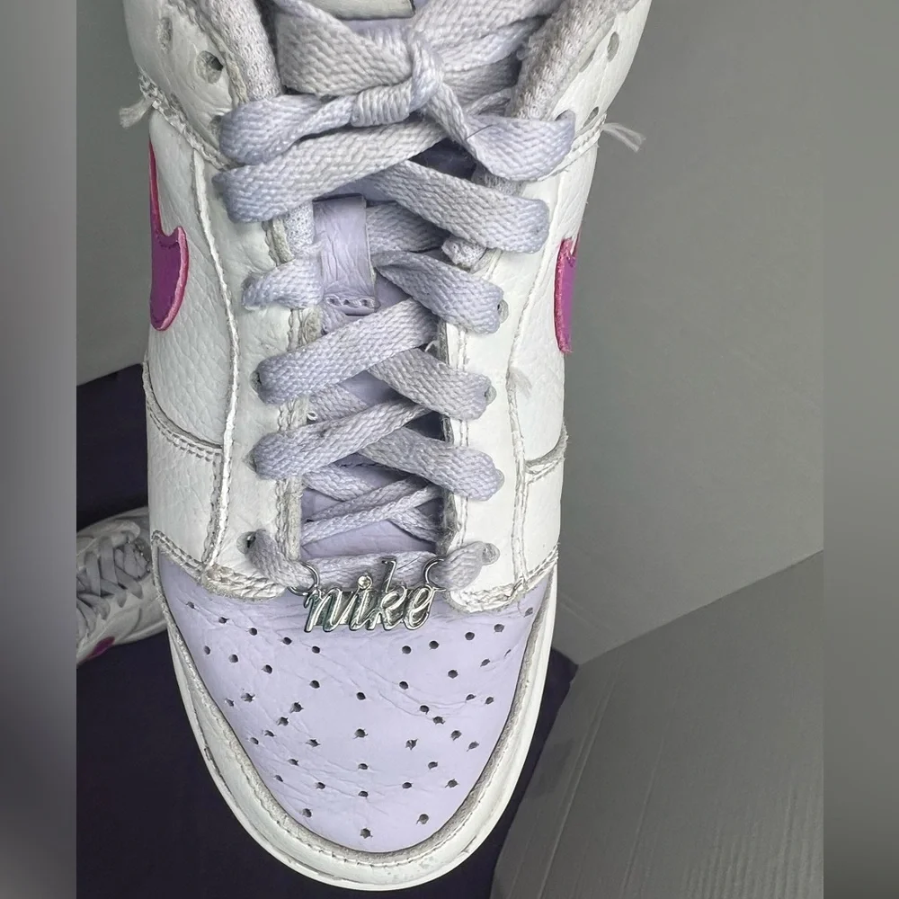 Nike Low Dunks White and Pink/purple Sneakers - Picture 13 of 13